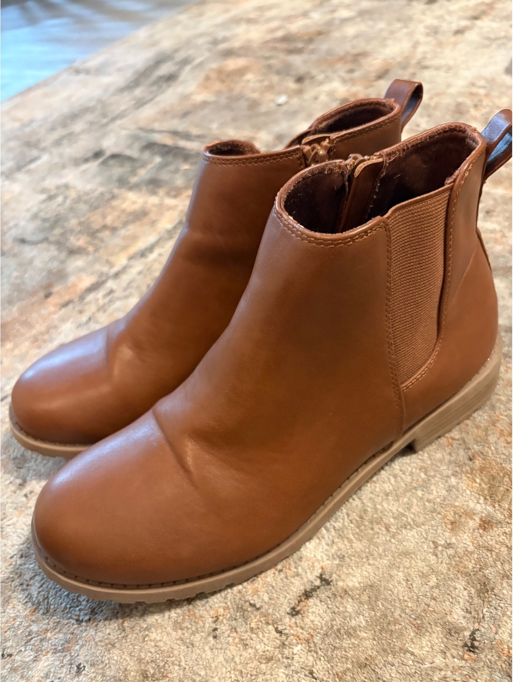 Sonoma Brown Faux Leather Chelsea Ankle Boots Size 8.5
